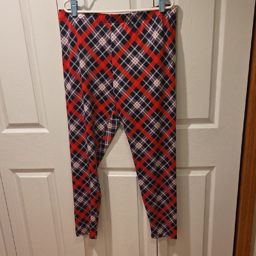 Women's Red and Black Plaid Leggings